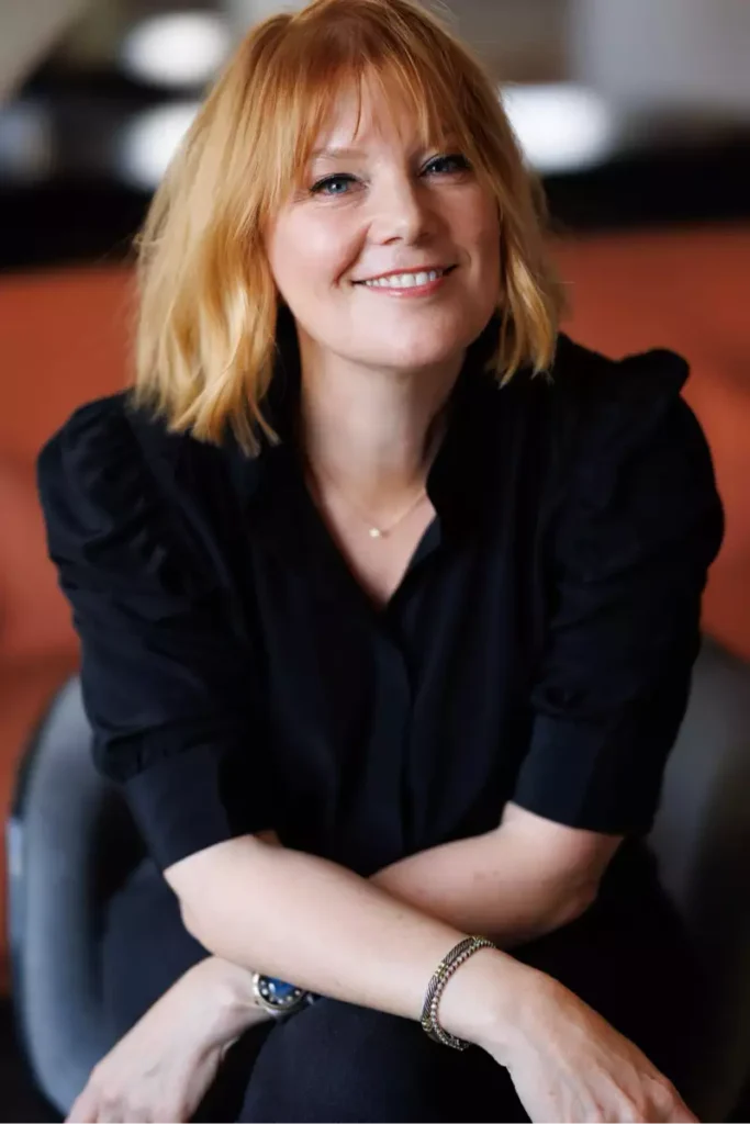 Headshot of DNA Agency Founder, Nicole Feanstra